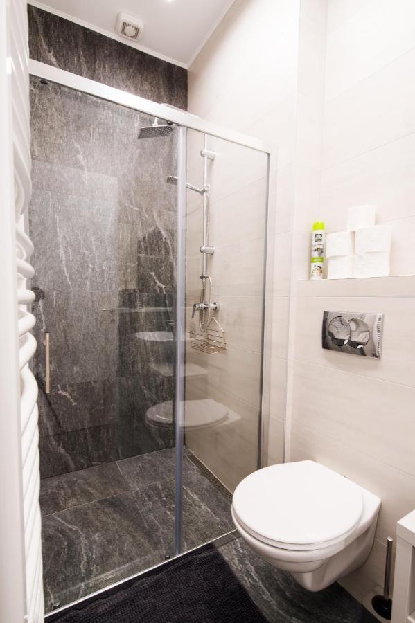 Apartmani Sterija Novi Sad Ngoại thất bức ảnh